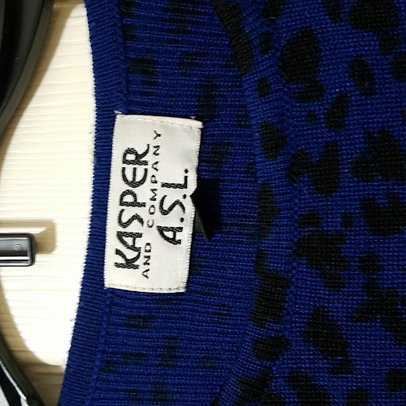 Kasper and Company A.S.L. medium acrylic and wool sweater - Picture 3 of 5